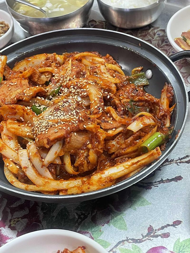 창원시 성산구 반지동 불백맛집 최고의점심식사 “반지기사님식당”