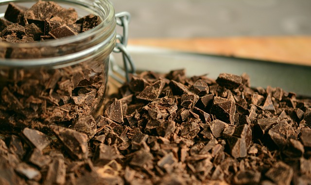 초콜릿 다이어트로 건강하게 살 빼기! (효과, 방법 등)