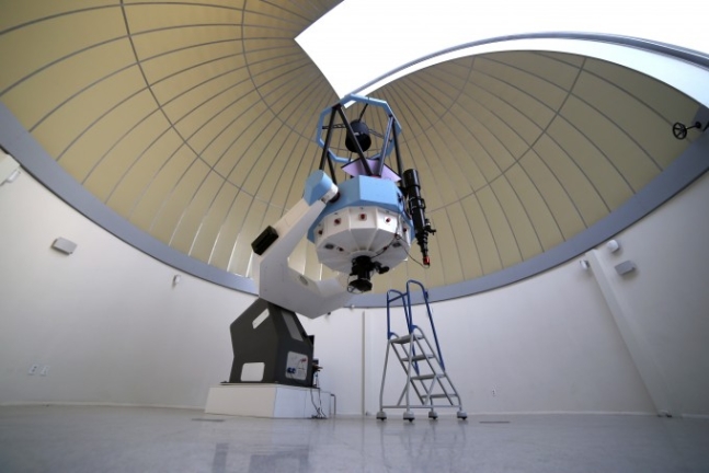 국내 독자 기술로 제작한 최대 직경의 천체 망원경이 국립광주과학관에 설치