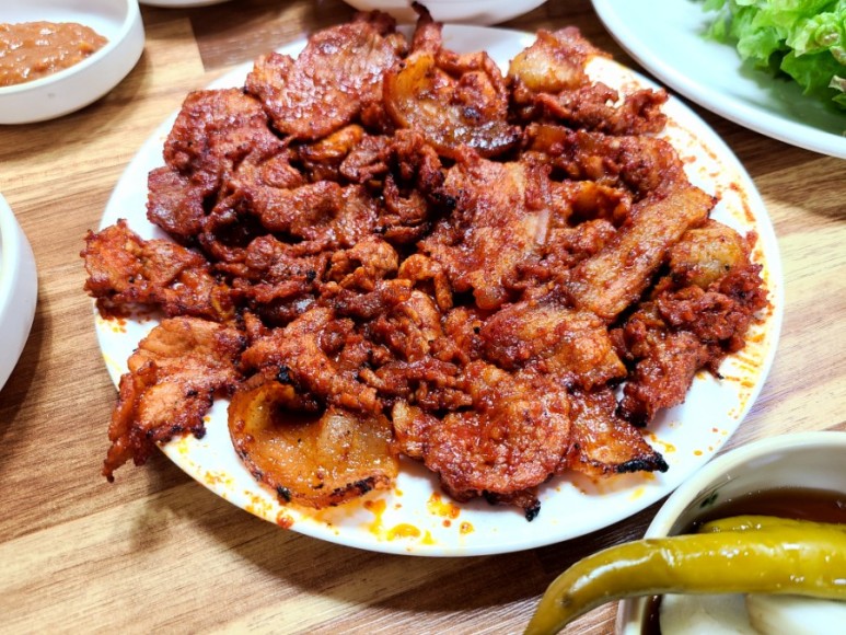 [경북-김천] 티비에 여러번 소개된 석쇠불고기 전문점 - 배신식당
