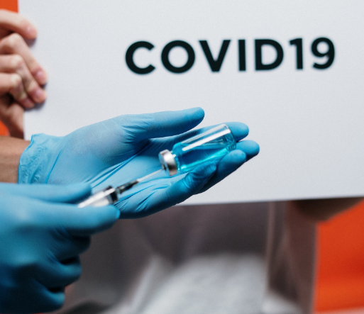 미국 코로나19확산에 백신 시험완료전 FDA긴급승인가능한 모더나,화이자관련주