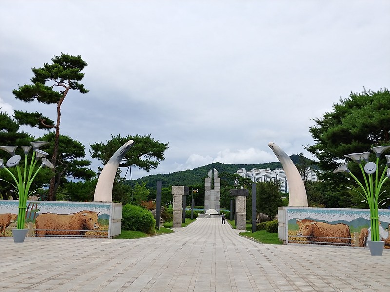 [김천가볼만한곳]조각상이 어우러진 조각공원 & 가족나들이 하기 좋은 강변공원
