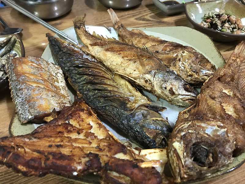 [김해 삼계동 맛집] 바싹한 생선구이 맛집 사랑채