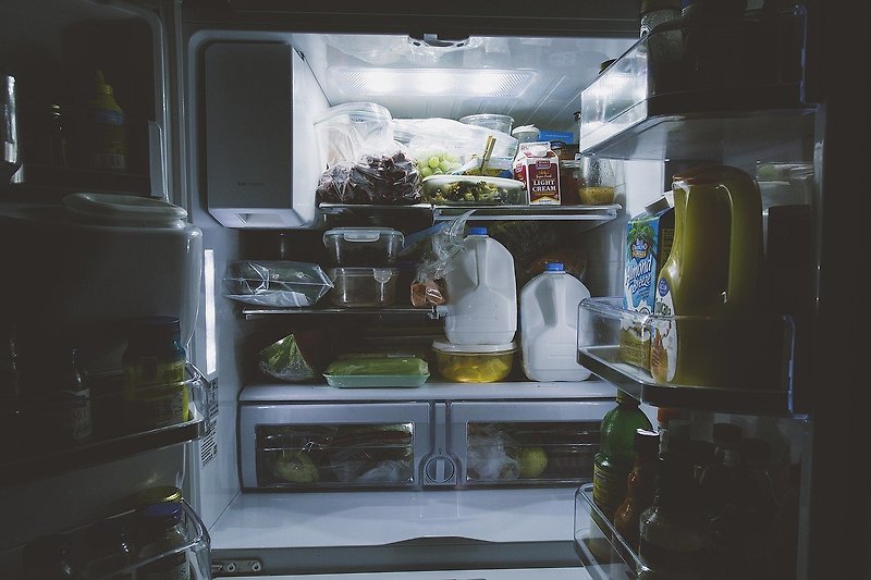 냉동실 청소를 얼마나 자주해야 할까