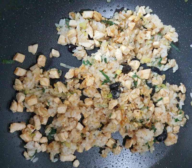 [다이어트 도시락만들기 1] 닭가슴살 파 볶음밥 간단 레시피