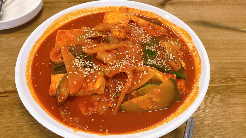 [대전 맛집] 두부두루치기 맛집 '동원칼국수'