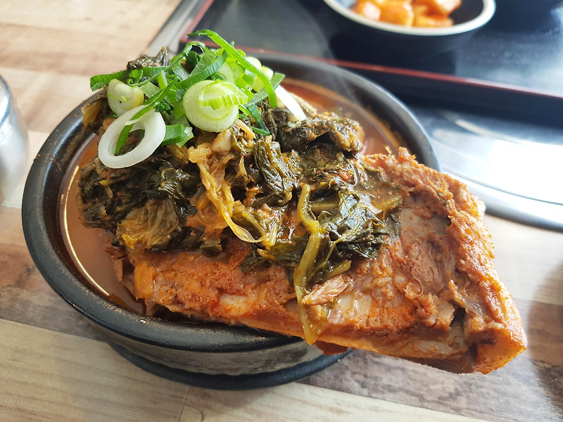 [부산 감천문화마을 맛집] 감자탕,국밥 전문점 설장군 후기