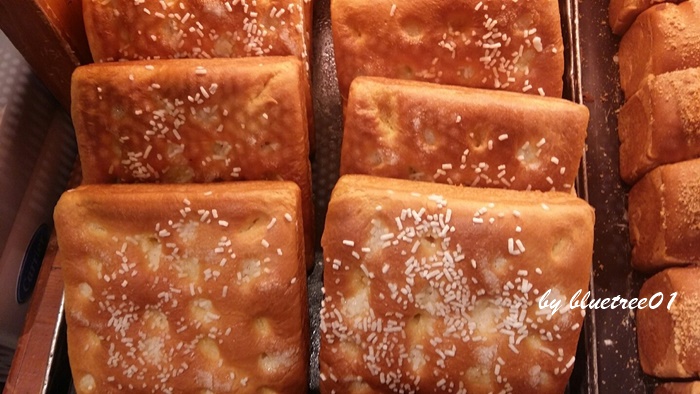 대전에는 60년 전통을 자랑하는 성심당 빵이 있어요