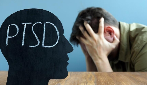 여러가지 트라우마로 인한, 외상 후 스트레스 장애(PTSD)의 원인과 증상, 치료방법은?
