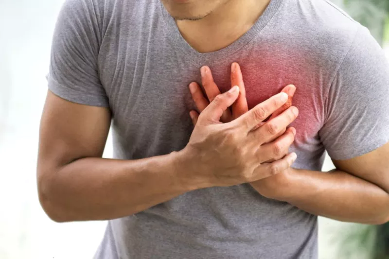 남성과 여성의 심장 마비 전조 증상, 경고 신호