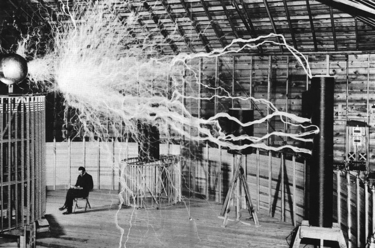 Seeing the world through capitalism Part 2. Capital chooses technology (feat. Nikola Tesla)