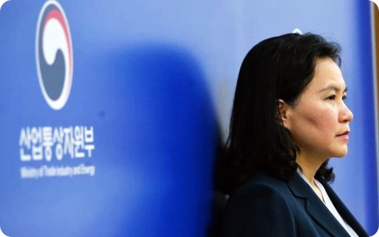 WTO 사무총장 후보 유명희, '아름다운 퇴장'하기로 결정
