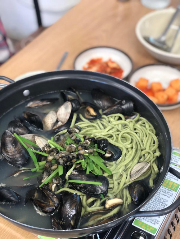[제주먹집 -ep3] 제주 우도 해녀식당(보말&바지락 칼국수), 전기바이크