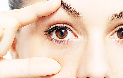 눈 흰자 물집 이물감과 뻑뻑함의 원인 결막낭종일 수도 있다