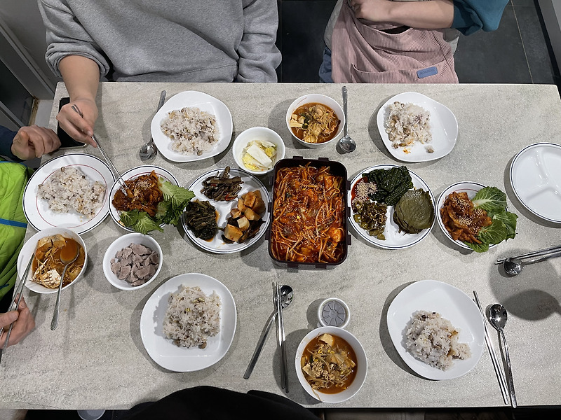 [일상] 부모님 집에서 맛있는 저녁 식사 즐기기^^(feat. 동탄 '밀리언 브래드')