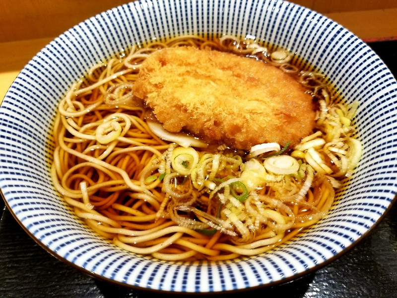 [일본 신주쿠역] 도쿄 신주쿠역 안 소바집에서 코로케 소바를 먹다