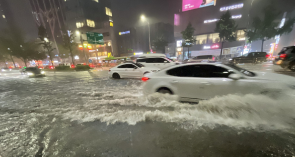 폭우로 잠긴 서울 침수, 내 차량 보상은?