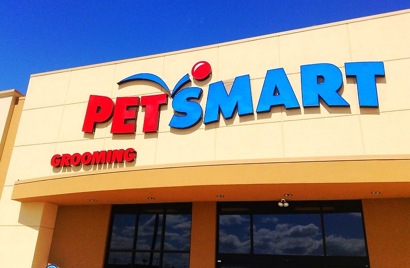 PetSmart Celebrates the Official Grand Opening of New Store in Staten Island, N.Y.