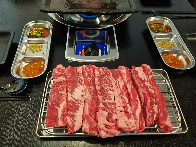 경안동 맛집 고굽연구소 육즙 가득한 고기 맛있어요.