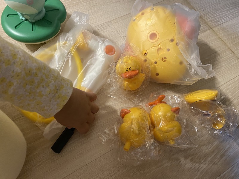 아기 목욕 장난감 추천 : 오리가족 샤워기 세트