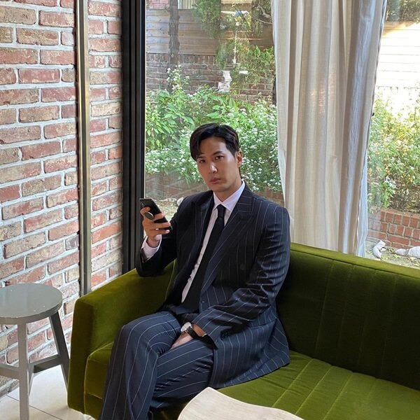 배우 김지석 독립가 집안 및 결혼 계획