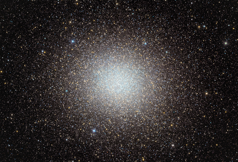 [NASA 오늘의 사진] Millions of Stars in Omega Centauri