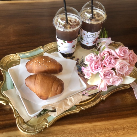 청라 꽃파는 플라워카페 ‘플로리안’ 리뷰| 꽃 선물하기 좋은 카페 | 소금빵 맛집