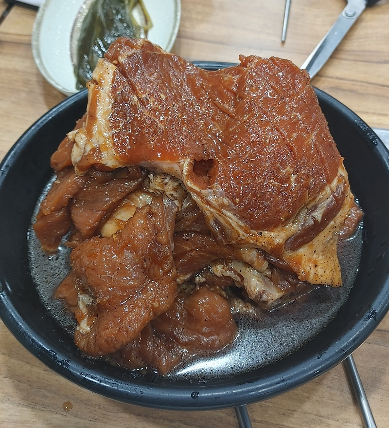 [석계역 맛집] 갈비전문점 한근더한근 돼지갈비 1.8kg 42,000원