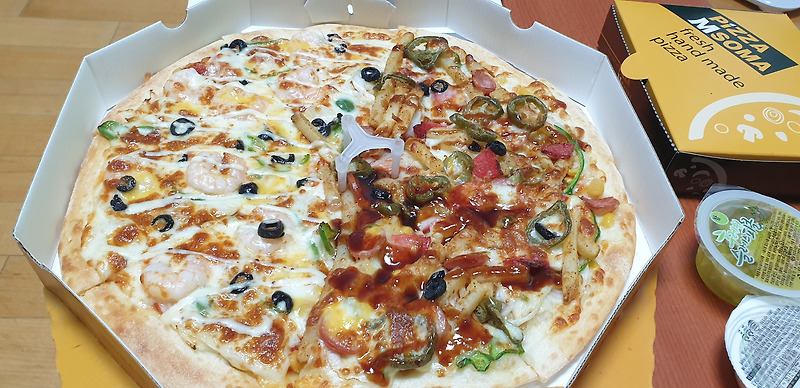 [문정] 피자엠소마 - 반반피자(스파이시도이치 피자, 쉬림프 피자), 베이컨로제오픈스파게티