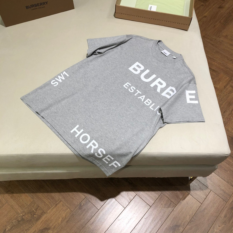 [BURBERRY] 버버리 호스페리 반팔 티셔츠 8028904