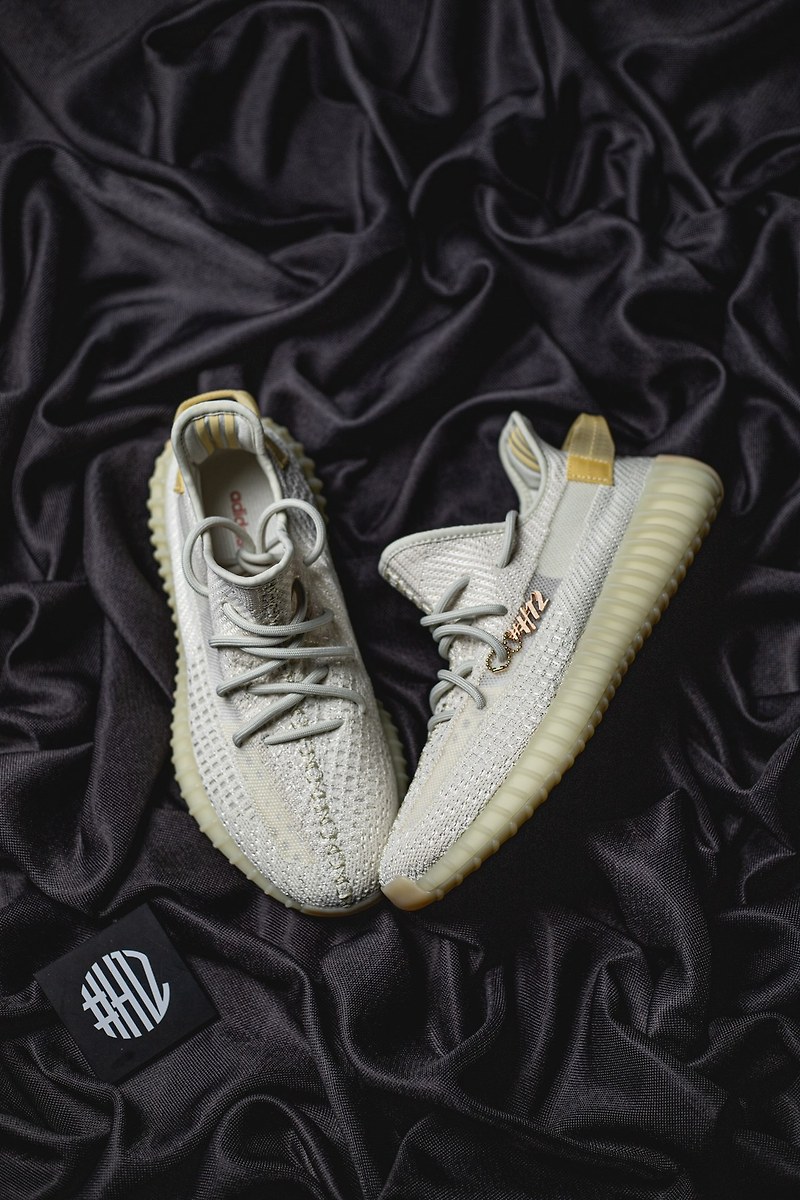 [ADIDAS x YEEZY] H12 아디다스 X 이지부스트 350 V2 라이트 LIGHT GY3438