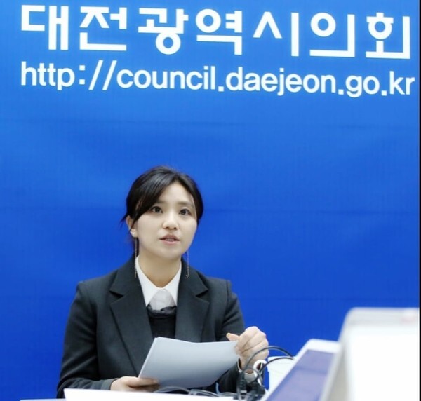 김소연 나이 변호사 프로필 남편 직업 결혼 학력 고향 가족 종교 자녀
