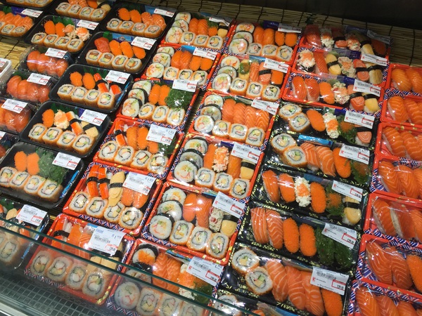 일본 마트(슈퍼마켓) 회 초밥 그리고 참치 후기