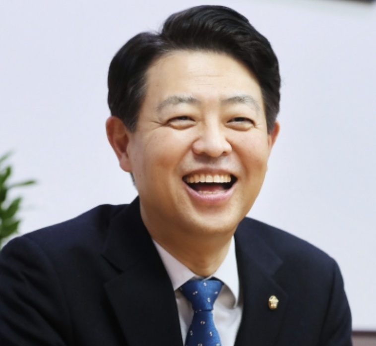 김영호 의원 나이 재산 고향 학력 이력 프로필