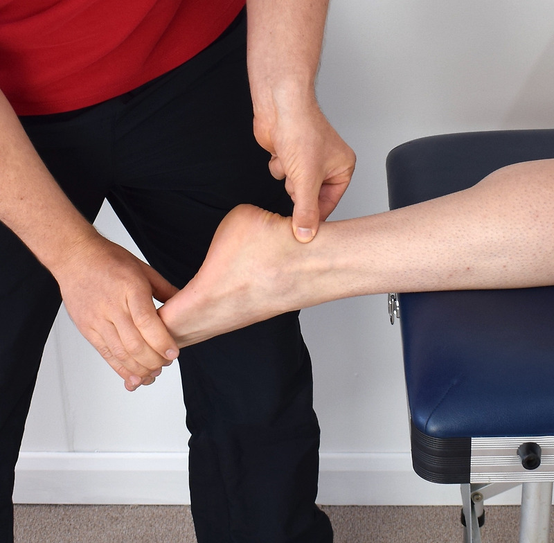 발목 삐었을 때 | 발목 삐었을 때 증상과 대처방법 | 발목 삐는 이유