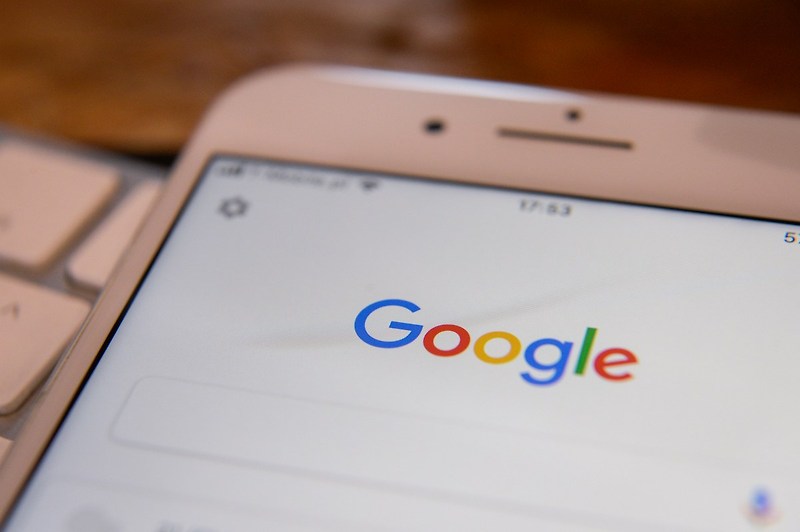 구글은 오늘 웹 검색 결과의 가치를 저하시키는 SEO 조작 및 스팸 웹사이트 문제에 대응하기 위한 새로운 검색 업데이트를 발표