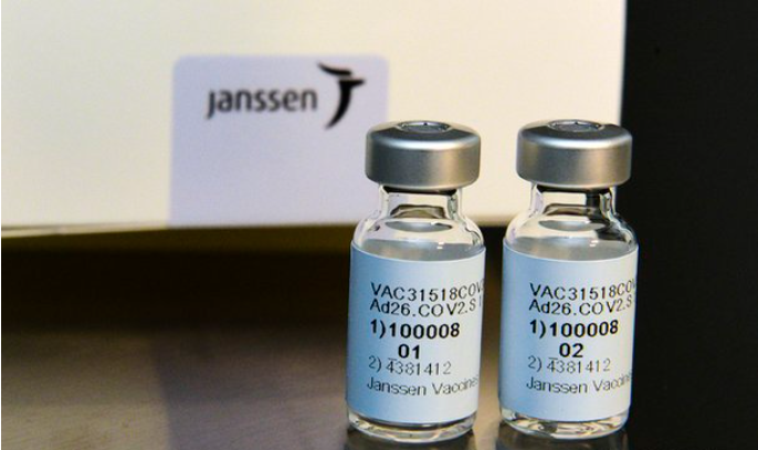 얀센 부스터샷 접종 일정 이번 달 내에 나온다.
