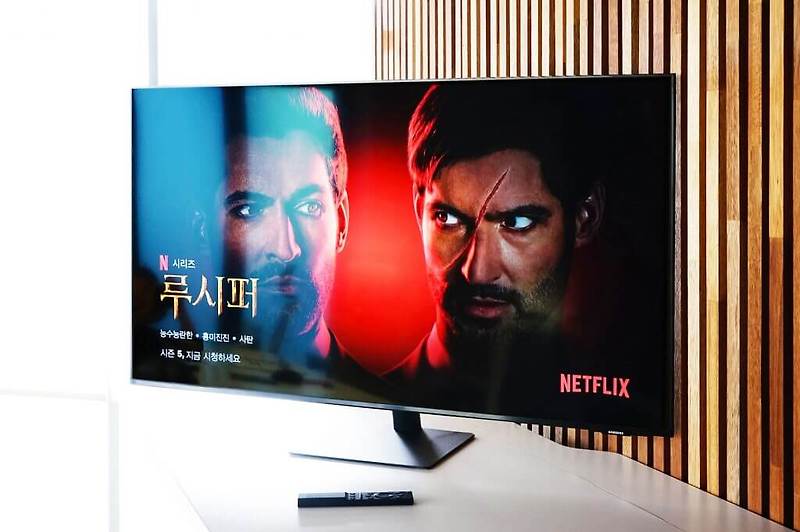 [제품리뷰] 삼성이 만든 티비+모니터 M7, 혼족에게 너무나 필요한 제품