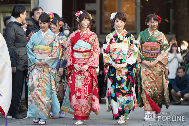 스시국 일본 스시녀 일본 여자들의 성인식 후리소데 기모노 사진 모음 달려봅시다