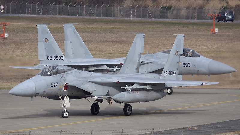 일본, 러시아와 중국의 위협 속에서  F-15를 슈퍼 인터셉터로 전환을 계획 - 2021.12.14