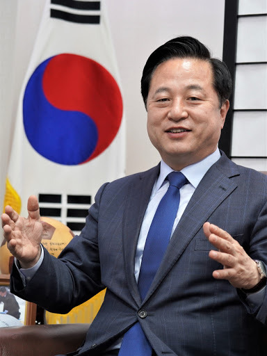 김두관 국회의원 프로필