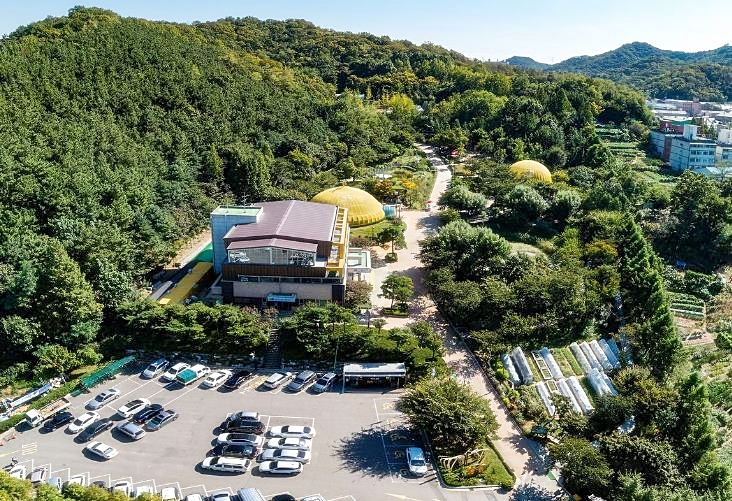 인천 부평구, 인천나비공원에서 '멸종위기 식물ㆍ곤충 사진전' 진행
