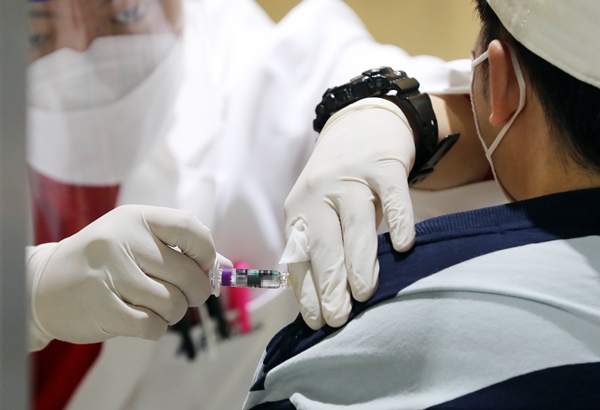 10월 26일 오늘 현재 독감 백신 접종 후 사망자 누적 59명 ! 싱가포르는 독감 백신 접종 중단?