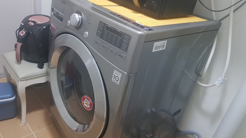 7년된 LG트롬 세탁기 청소하는 방법