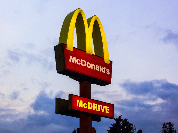 맥도날드의 쌍둥이 드립커피와 아메리카노의 차이