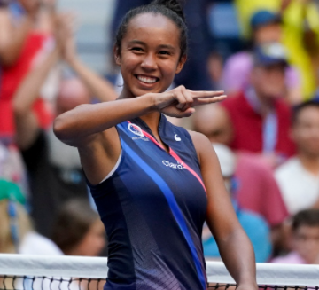 캐나다 10대 소녀 Leylah Fernandez(레일라 페르난데스)가 US Open 결승전에 올랐습니다.
