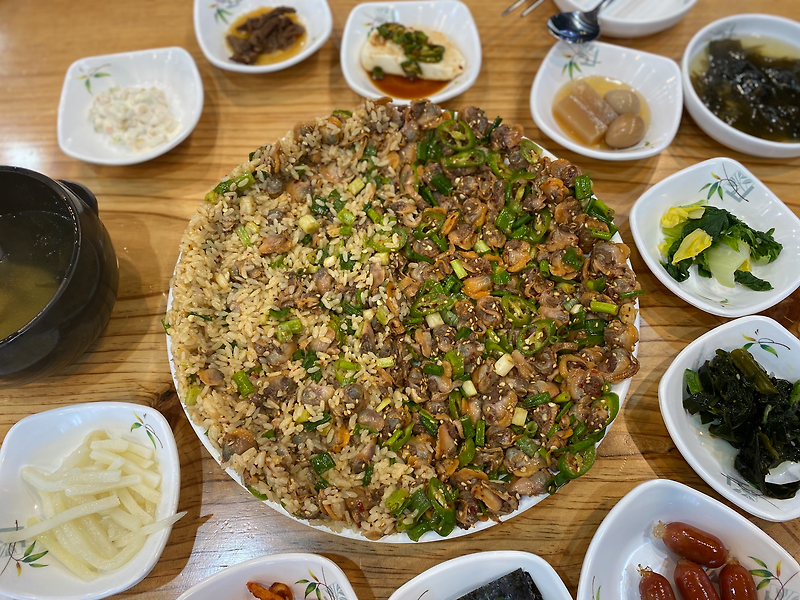 [강릉 여행] 2편 - 고소 짭짤한 엄지네 꼬막 비빔밥