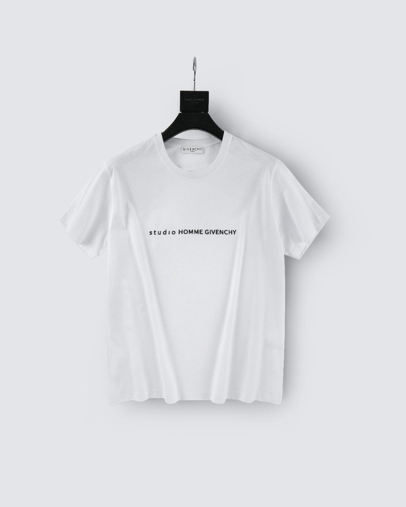 [GIVENCHY] 지방시 스튜디오 옴므 하이드 이펙트 프린트 로고 반팔 티셔츠