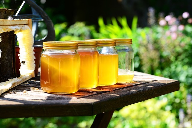 꿀은 저칼로리 인가요?  꿀의 열량과 영양가, 다이어트 효과 있는 꿀 먹는 방법
