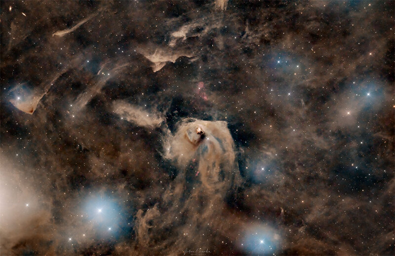 [NASA 오늘의 사진] Dark Nebulae and Star Formation in Taurus